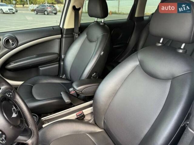 Белый Мини Кантримен, объемом двигателя 1.6 л и пробегом 146 тыс. км за 11900 $, фото 15 на Automoto.ua