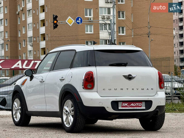 Белый Мини Кантримен, объемом двигателя 1.6 л и пробегом 150 тыс. км за 9999 $, фото 62 на Automoto.ua