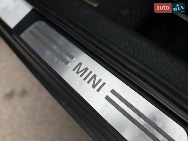 Міні Кантрімен 2015 у Києві на Automoto.ua Білий Міні Кантрімен, об'ємом двигуна 1.6 л та пробігом 107 тис. км за 13990 $, фото 14 на Automoto.ua