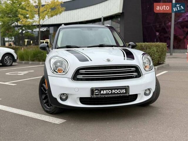 Белый Мини Кантримен, объемом двигателя 1.6 л и пробегом 107 тыс. км за 11490 $, фото 3 на Automoto.ua