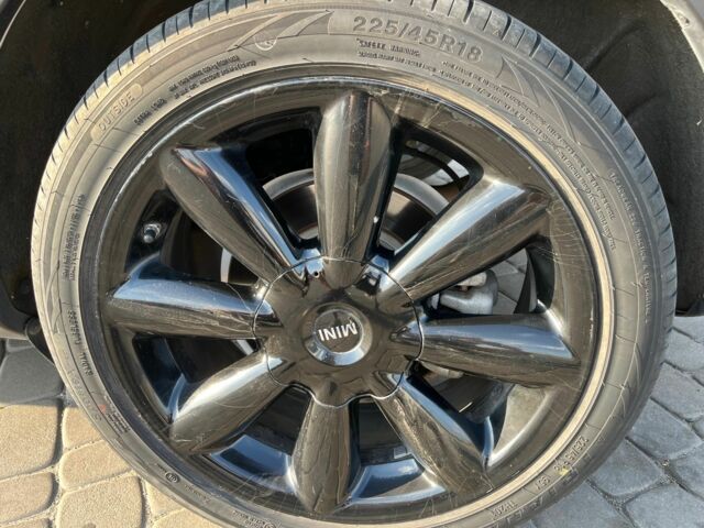 Белый Мини Кантримен, объемом двигателя 1.6 л и пробегом 110 тыс. км за 12600 $, фото 3 на Automoto.ua