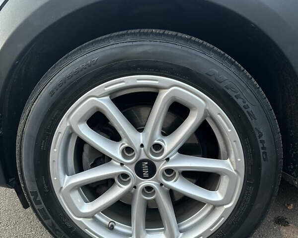 Белый Мини Кантримен, объемом двигателя 2 л и пробегом 117 тыс. км за 14850 $, фото 29 на Automoto.ua