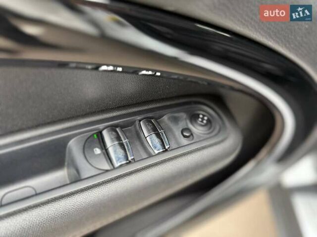 Белый Мини Кантримен, объемом двигателя 1.6 л и пробегом 107 тыс. км за 11490 $, фото 13 на Automoto.ua