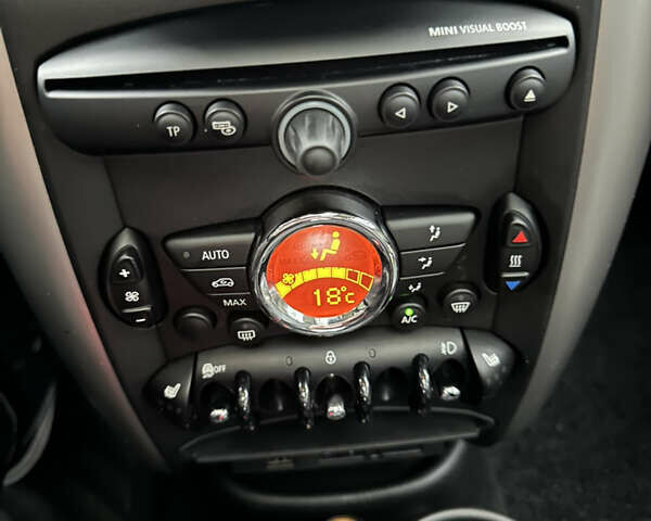 Белый Мини Кантримен, объемом двигателя 2 л и пробегом 117 тыс. км за 14850 $, фото 10 на Automoto.ua