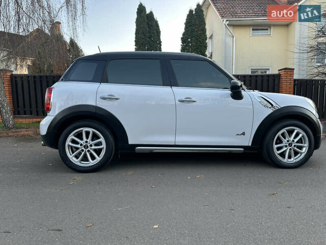 Белый Мини Кантримен, объемом двигателя 2 л и пробегом 117 тыс. км за 14850 $, фото 3 на Automoto.ua
