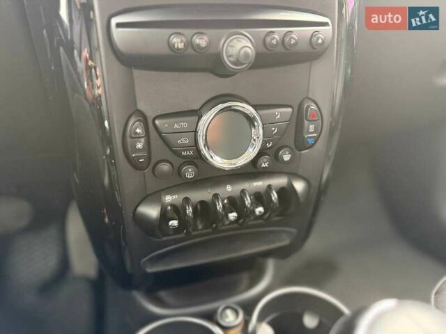 Белый Мини Кантримен, объемом двигателя 1.6 л и пробегом 107 тыс. км за 11490 $, фото 18 на Automoto.ua