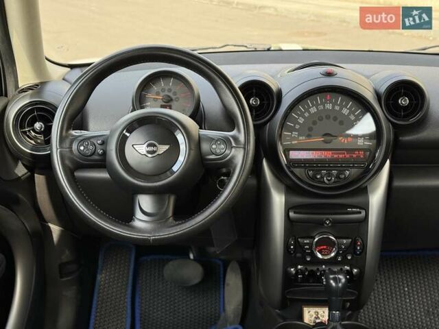 Мини Кантримен 2015 в Днепре (Днепропетровске) на Automoto.ua Белый Мини Кантримен, объемом двигателя 2 л и пробегом 103 тыс. км за 15900 $, фото 18 на Automoto.ua