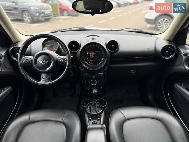 Белый Мини Кантримен, объемом двигателя 1.6 л и пробегом 107 тыс. км за 11490 $, фото 20 на Automoto.ua