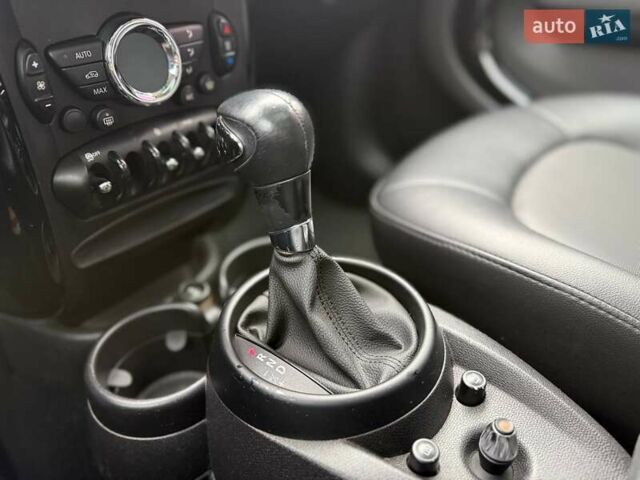 Белый Мини Кантримен, объемом двигателя 1.6 л и пробегом 107 тыс. км за 11490 $, фото 19 на Automoto.ua