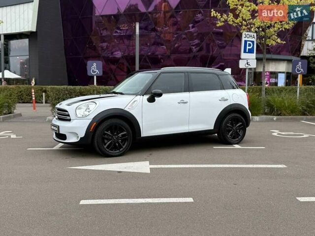 Міні Кантрімен 2015 у Києві на Automoto.ua Білий Міні Кантрімен, об'ємом двигуна 1.6 л та пробігом 107 тис. км за 13990 $, фото 2 на Automoto.ua