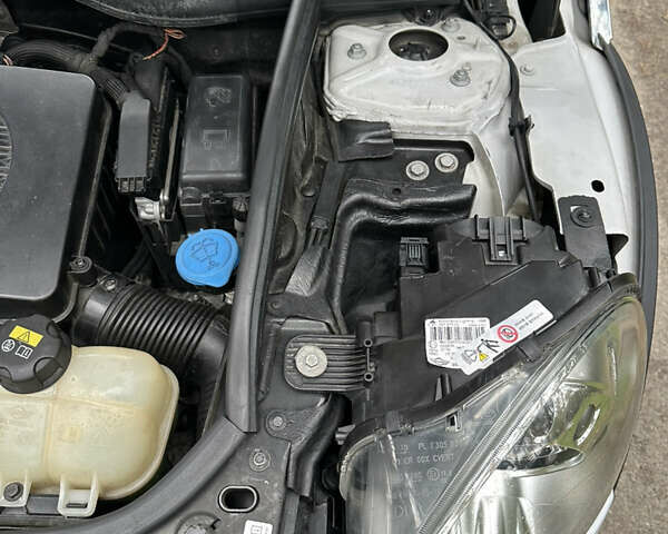 Білий Міні Кантрімен, об'ємом двигуна 2 л та пробігом 117 тис. км за 14900 $, фото 23 на Automoto.ua