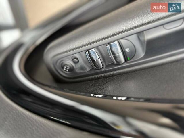 Міні Кантрімен 2015 у Києві на Automoto.ua Білий Міні Кантрімен, об'ємом двигуна 1.6 л та пробігом 107 тис. км за 13990 $, фото 13 на Automoto.ua