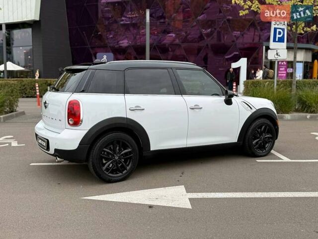 Белый Мини Кантримен, объемом двигателя 1.6 л и пробегом 107 тыс. км за 11490 $, фото 4 на Automoto.ua