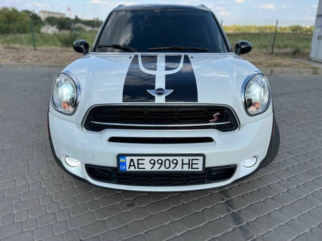 Белый Мини Кантримен, объемом двигателя 1.6 л и пробегом 110 тыс. км за 12600 $, фото 18 на Automoto.ua