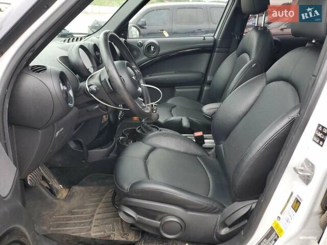 Мини Кантримен 2016 в Запорожье на Automoto.ua Белый Мини Кантримен, объемом двигателя 1.6 л и пробегом 132 тыс. км за 1700 $, фото 6 на Automoto.ua