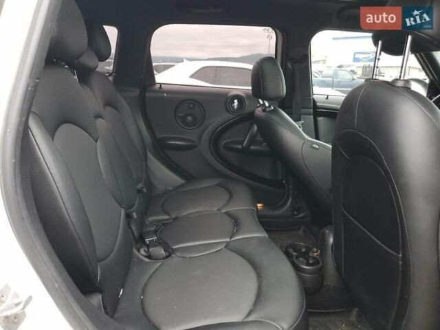 Мини Кантримен 2016 в Запорожье на Automoto.ua Белый Мини Кантримен, объемом двигателя 1.6 л и пробегом 132 тыс. км за 1700 $, фото 9 на Automoto.ua