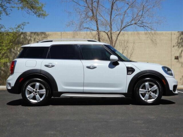 Белый Мини Кантримен, объемом двигателя 1.5 л и пробегом 45 тыс. км за 6800 $, фото 7 на Automoto.ua