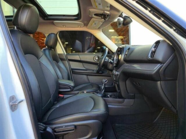 Белый Мини Кантримен, объемом двигателя 1.5 л и пробегом 45 тыс. км за 6800 $, фото 10 на Automoto.ua