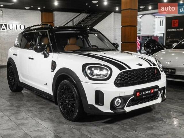 Білий Міні Кантрімен, об'ємом двигуна 2 л та пробігом 50 тис. км за 33900 $, фото 42 на Automoto.ua