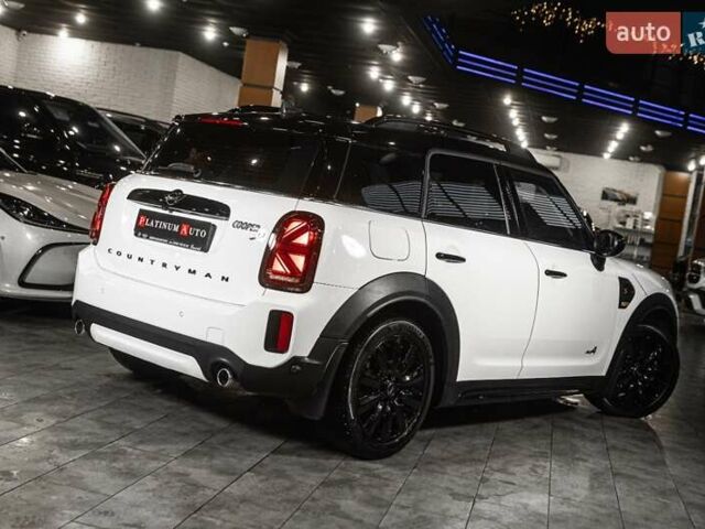 Білий Міні Кантрімен, об'ємом двигуна 2 л та пробігом 50 тис. км за 33900 $, фото 8 на Automoto.ua