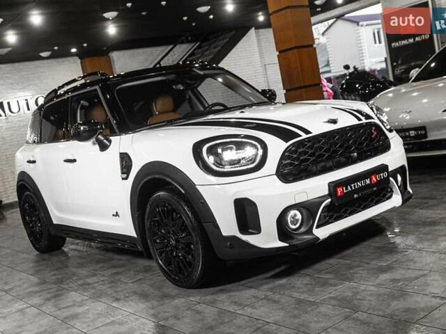 Белый Мини Кантримен, объемом двигателя 2 л и пробегом 50 тыс. км за 32800 $, фото 43 на Automoto.ua