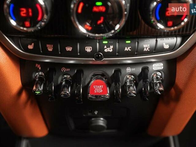 Білий Міні Кантрімен, об'ємом двигуна 2 л та пробігом 50 тис. км за 33900 $, фото 24 на Automoto.ua