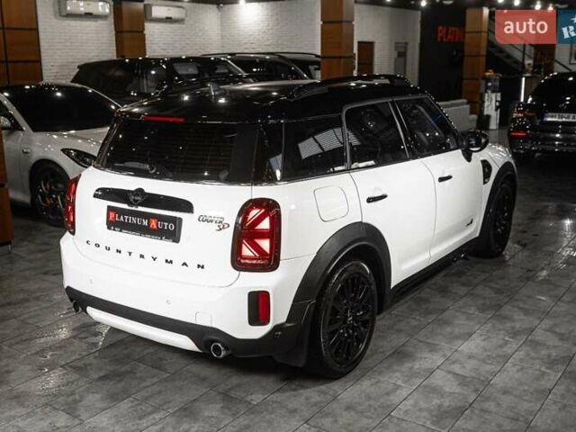 Белый Мини Кантримен, объемом двигателя 2 л и пробегом 50 тыс. км за 32800 $, фото 28 на Automoto.ua