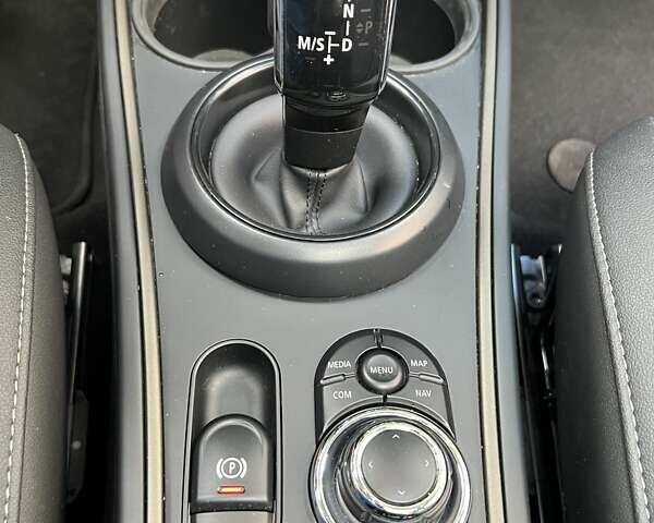 Білий Міні Кантрімен, об'ємом двигуна 2 л та пробігом 42 тис. км за 29700 $, фото 34 на Automoto.ua