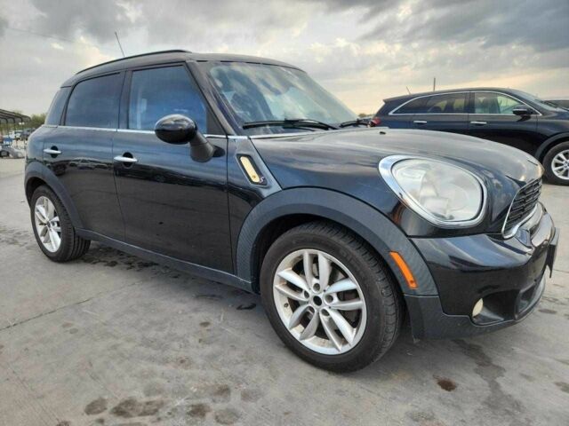 Бежевый Мини Кантримен, объемом двигателя 0 л и пробегом 117 тыс. км за 700 $, фото 3 на Automoto.ua