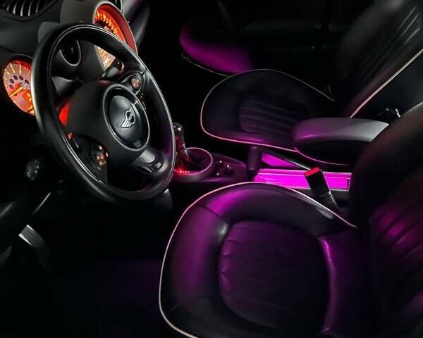 Чорний Міні Кантрімен, об'ємом двигуна 1.6 л та пробігом 87 тис. км за 12999 $, фото 35 на Automoto.ua