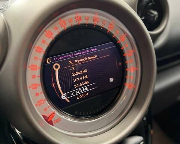 Чорний Міні Кантрімен, об'ємом двигуна 1.6 л та пробігом 87 тис. км за 12999 $, фото 30 на Automoto.ua