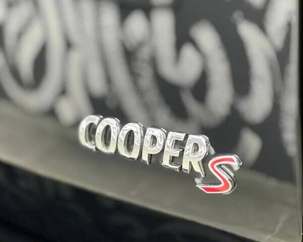 Чорний Міні Кантрімен, об'ємом двигуна 1.6 л та пробігом 87 тис. км за 12999 $, фото 12 на Automoto.ua