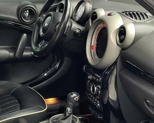 Чорний Міні Кантрімен, об'ємом двигуна 1.6 л та пробігом 87 тис. км за 12999 $, фото 34 на Automoto.ua