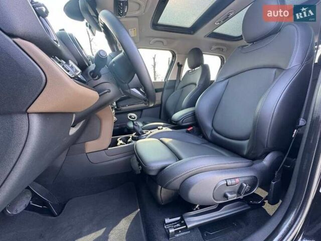 Черный Мини Кантримен, объемом двигателя 2 л и пробегом 116 тыс. км за 22500 $, фото 16 на Automoto.ua