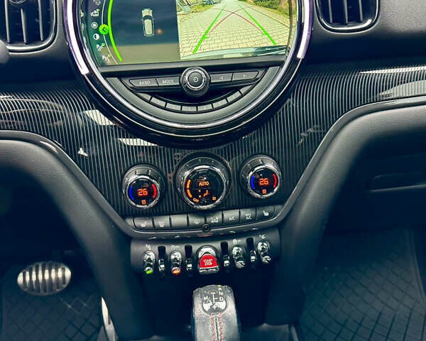 Чорний Міні Кантрімен, об'ємом двигуна 2 л та пробігом 135 тис. км за 17900 $, фото 21 на Automoto.ua