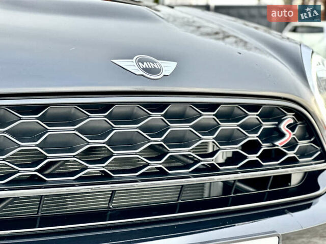 Черный Мини Кантримен, объемом двигателя 2 л и пробегом 136 тыс. км за 20000 $, фото 33 на Automoto.ua