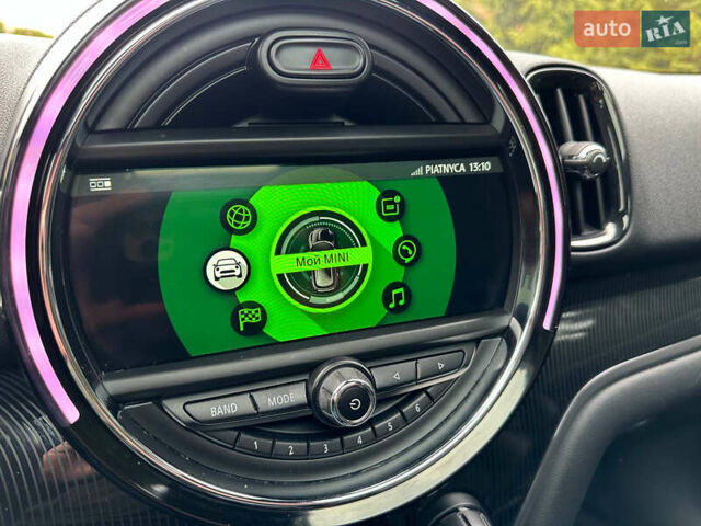 Черный Мини Кантримен, объемом двигателя 2 л и пробегом 136 тыс. км за 20000 $, фото 21 на Automoto.ua