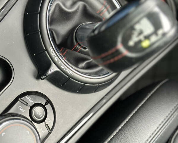 Чорний Міні Кантрімен, об'ємом двигуна 2 л та пробігом 135 тис. км за 17900 $, фото 28 на Automoto.ua