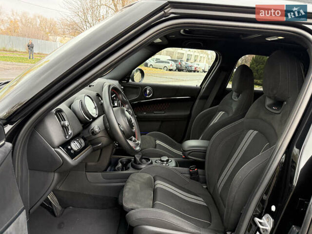 Черный Мини Кантримен, объемом двигателя 1.5 л и пробегом 108 тыс. км за 20700 $, фото 35 на Automoto.ua