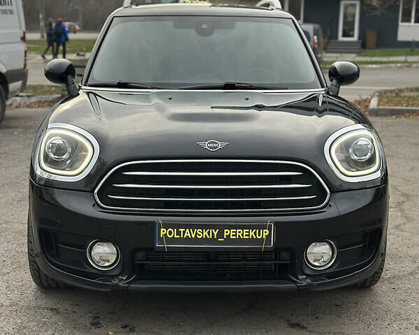 Чорний Міні Кантрімен, об'ємом двигуна 2 л та пробігом 153 тис. км за 22500 $, фото 7 на Automoto.ua