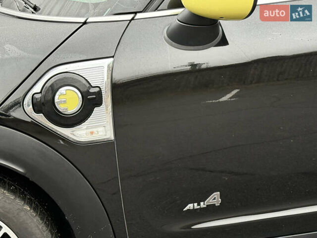 Черный Мини Кантримен, объемом двигателя 1.5 л и пробегом 108 тыс. км за 20700 $, фото 11 на Automoto.ua