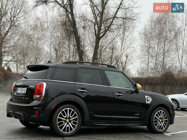 Черный Мини Кантримен, объемом двигателя 1.5 л и пробегом 108 тыс. км за 20700 $, фото 6 на Automoto.ua