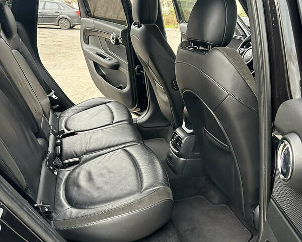 Чорний Міні Кантрімен, об'ємом двигуна 2 л та пробігом 153 тис. км за 22500 $, фото 16 на Automoto.ua