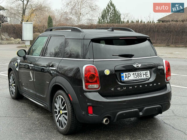 Черный Мини Кантримен, объемом двигателя 1.5 л и пробегом 108 тыс. км за 20700 $, фото 10 на Automoto.ua