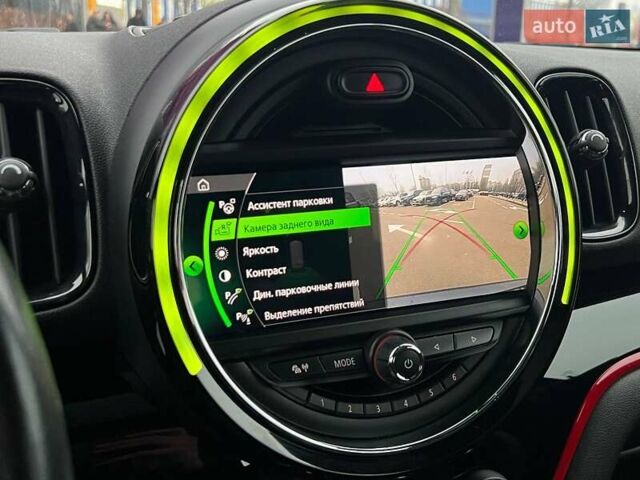 Черный Мини Кантримен, объемом двигателя 2 л и пробегом 80 тыс. км за 30990 $, фото 33 на Automoto.ua