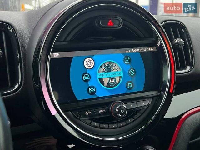 Черный Мини Кантримен, объемом двигателя 2 л и пробегом 80 тыс. км за 30990 $, фото 31 на Automoto.ua
