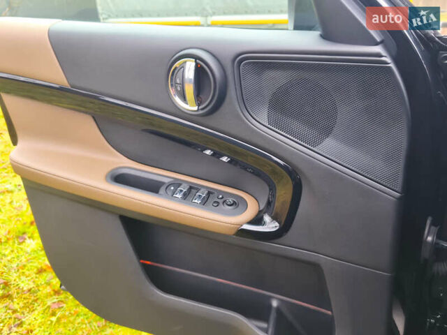 Черный Мини Кантримен, объемом двигателя 1.5 л и пробегом 97 тыс. км за 17300 $, фото 12 на Automoto.ua