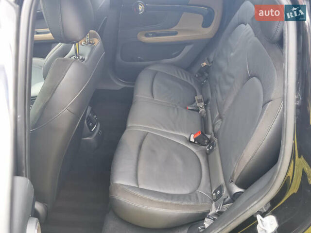 Черный Мини Кантримен, объемом двигателя 1.5 л и пробегом 97 тыс. км за 17300 $, фото 13 на Automoto.ua