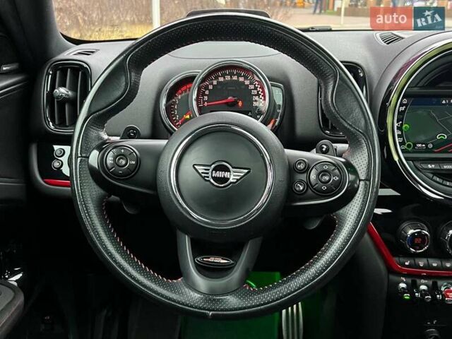 Черный Мини Кантримен, объемом двигателя 2 л и пробегом 80 тыс. км за 30990 $, фото 27 на Automoto.ua