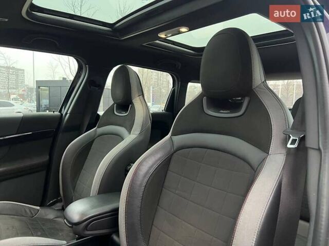 Черный Мини Кантримен, объемом двигателя 2 л и пробегом 80 тыс. км за 30990 $, фото 11 на Automoto.ua